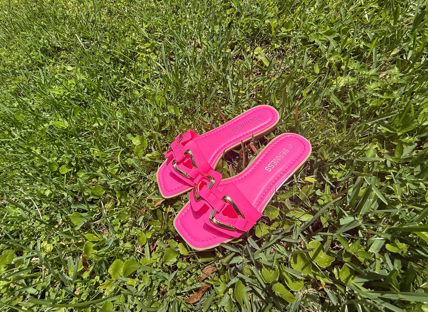 Taylor Neon Pink Slides